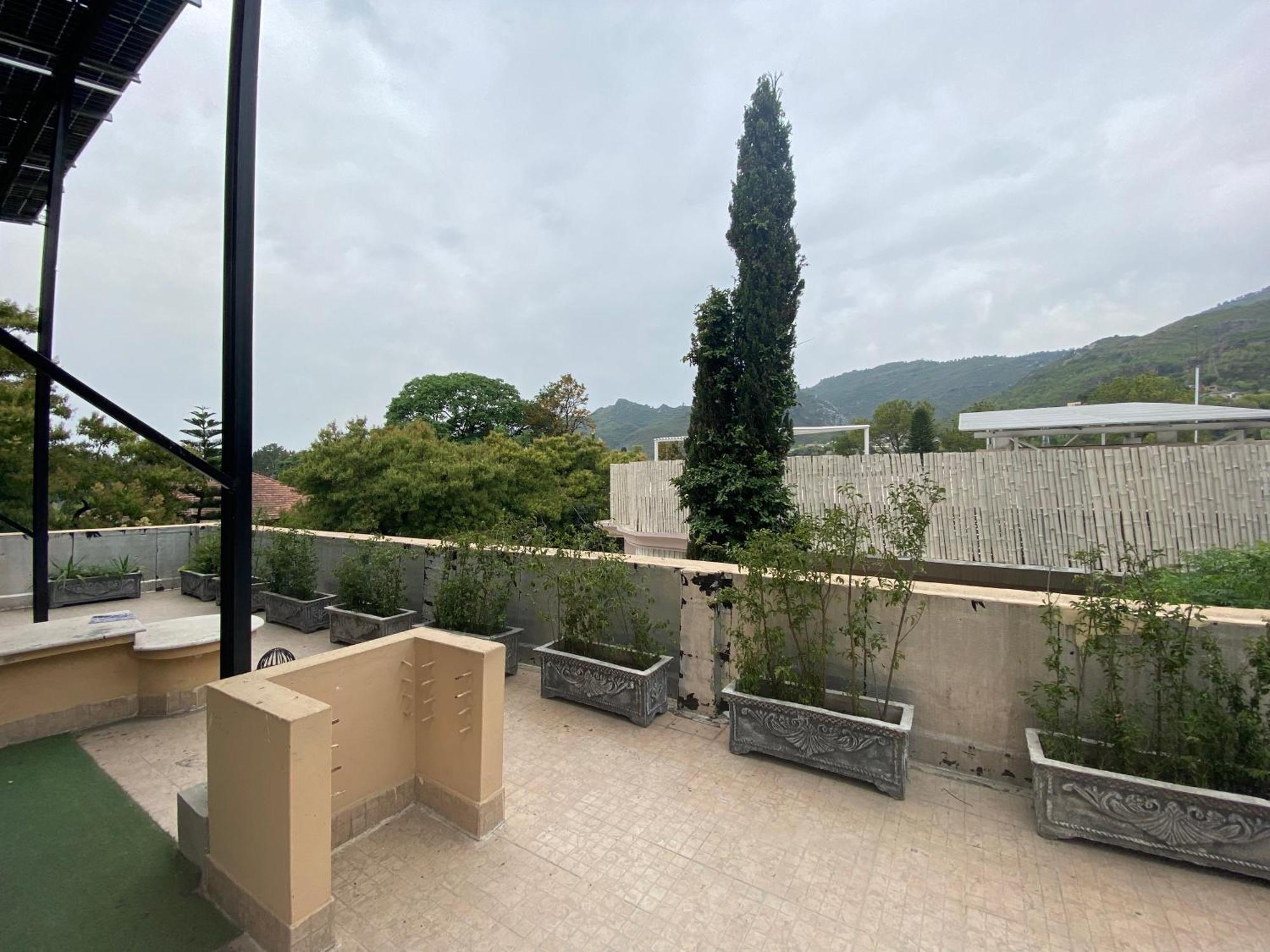 E Lodge Islamabad Exterior foto